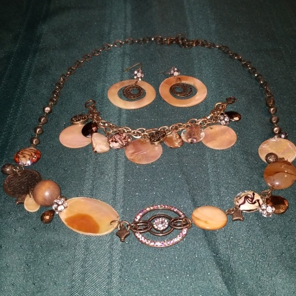 Bracelet - Picture 2 of 6